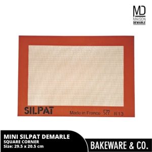 silpat original series 29.5 x 20.5 cm demarle france cut corner (copy)
